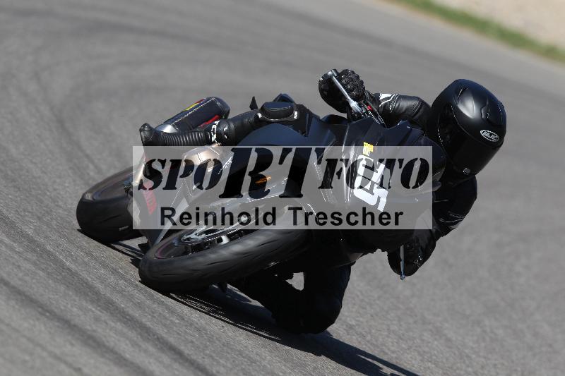 Archiv-2022/57 29.08.2022 Plüss Moto Sport ADR/Einsteiger/55